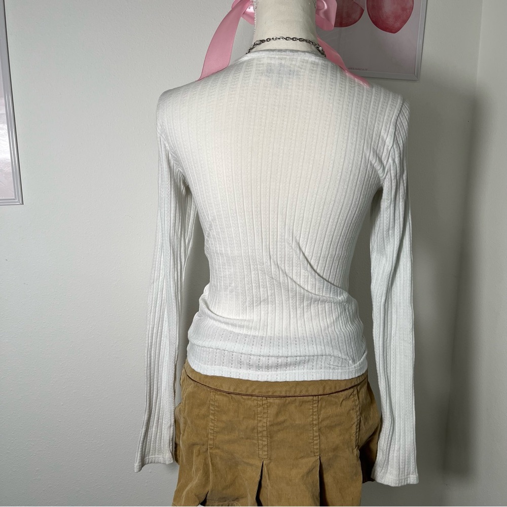 Hollister Y2K White Eyelet Long Sleeve Thermal Top Womens Size Medium - Picture 4 of 6